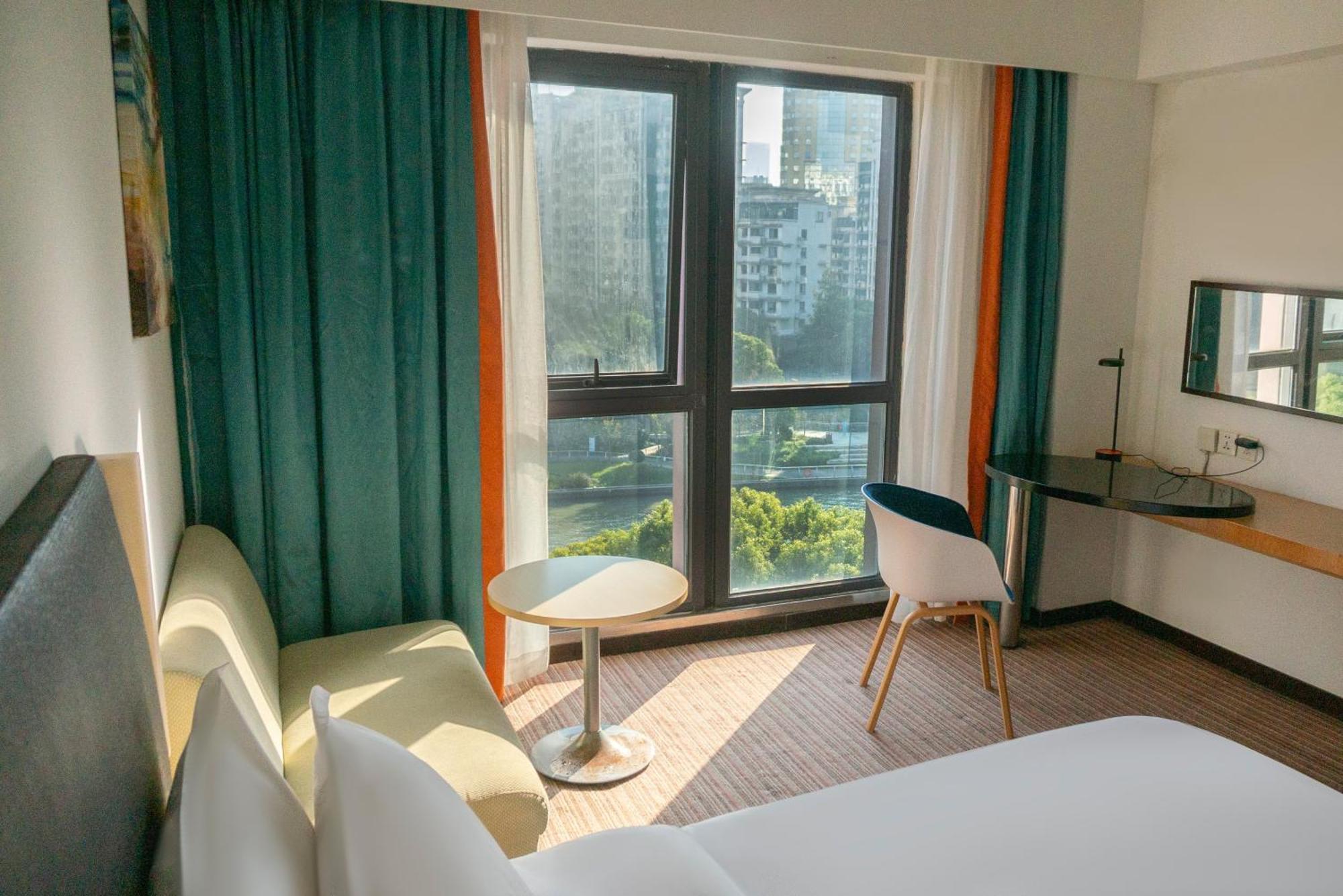 Holiday Inn Express Shanghai Putuo By Ihg Exterior foto